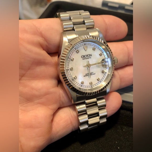 Croton Automatic Diamond Date SS Mop 36mm Watch - Picture 2 of 8